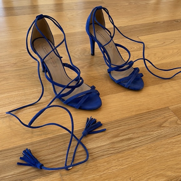 BCBG MAXAZRIA pair of blue shoes - Picture 4 of 8